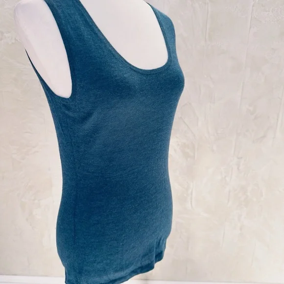 NWT Neiman Marcus 100% Cashmere Collection Navy Sleeveless Tank - Picture 4 of 5
